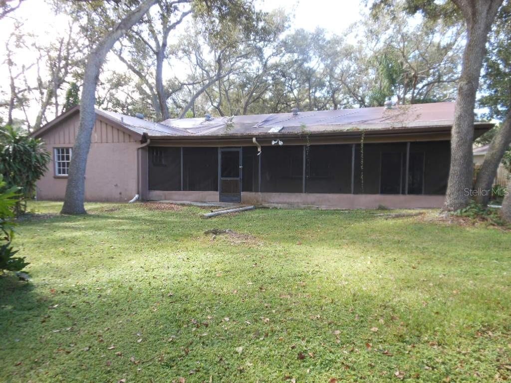 Image 5 of 36 For 1243 Royal Oak Drive