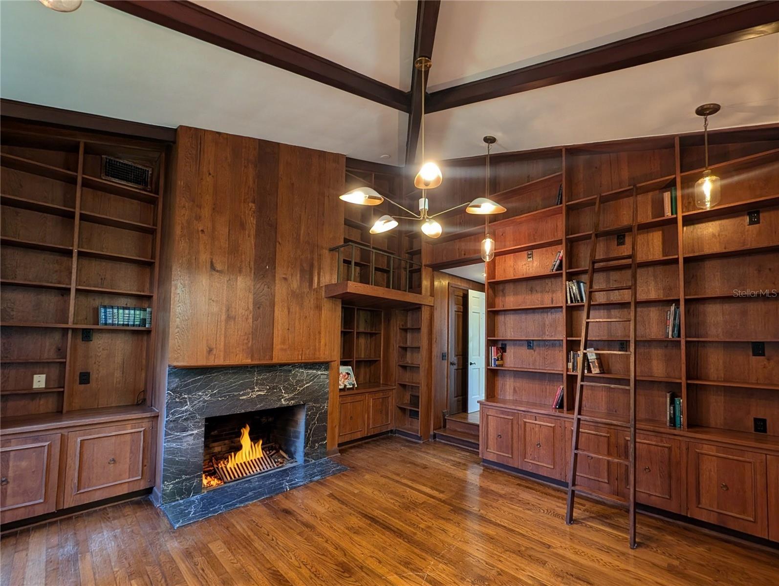 Image 31 of 93 For 6620 Colony Drive S