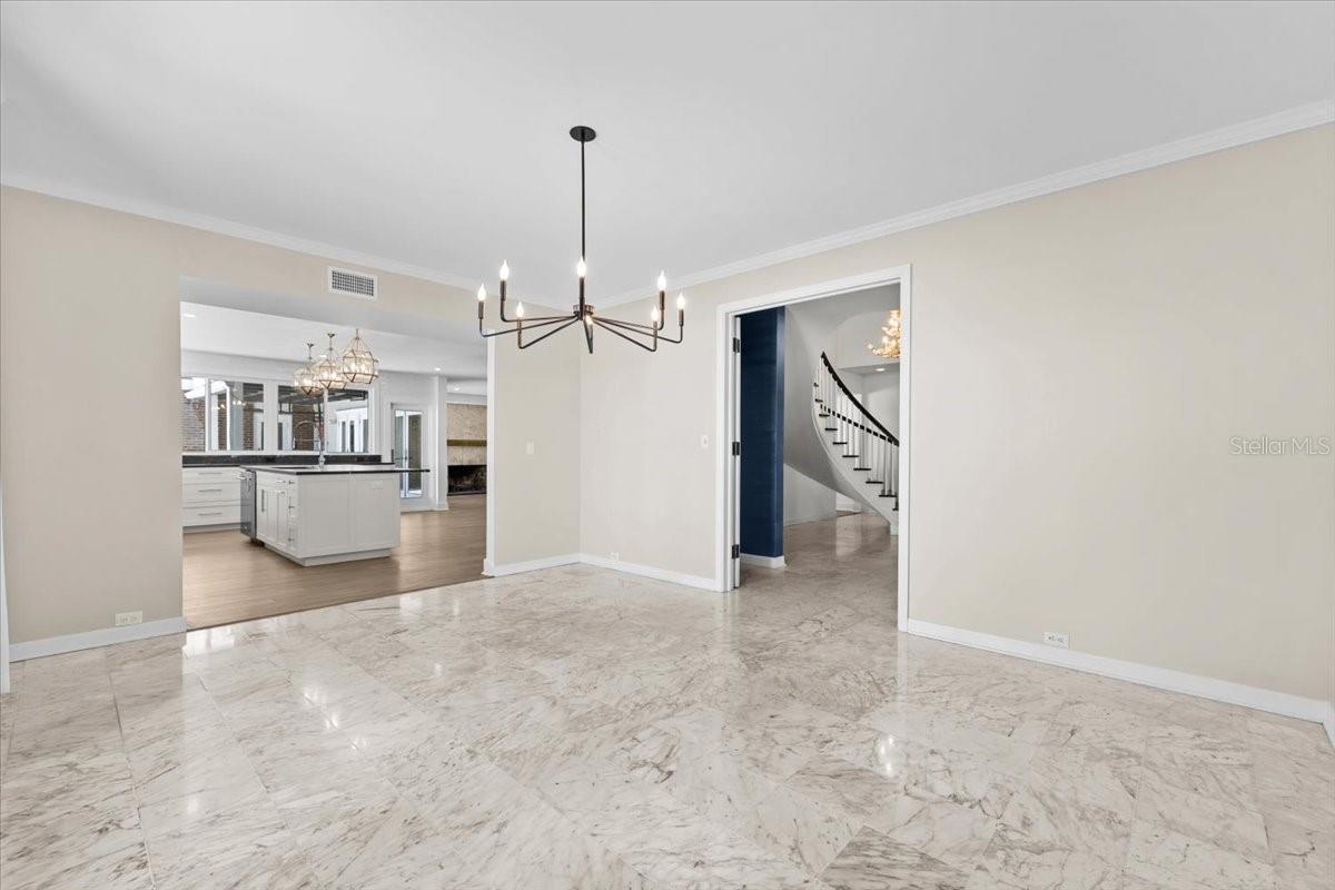 Image 35 of 93 For 6620 Colony Drive S