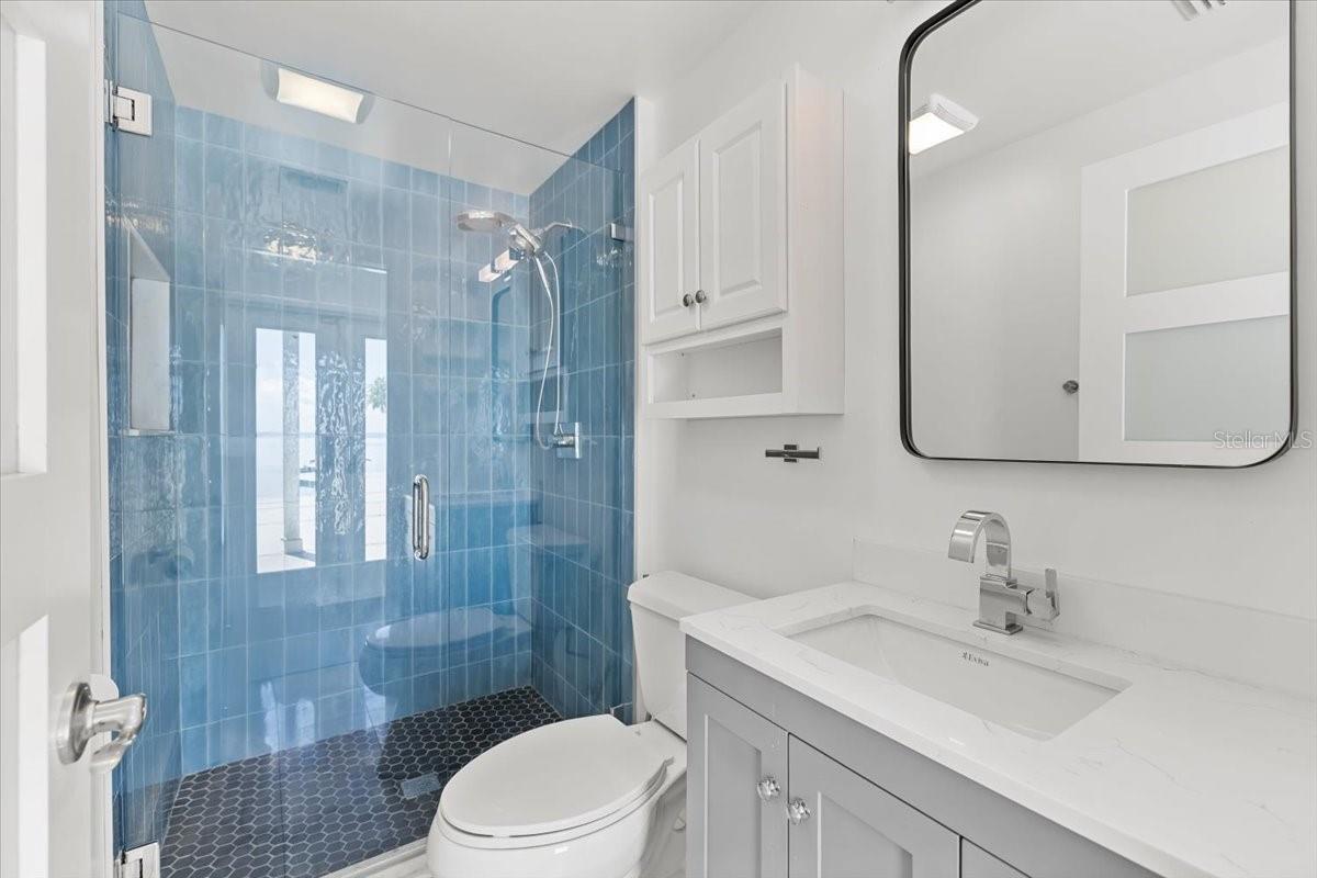 Image 42 of 93 For 6620 Colony Drive S