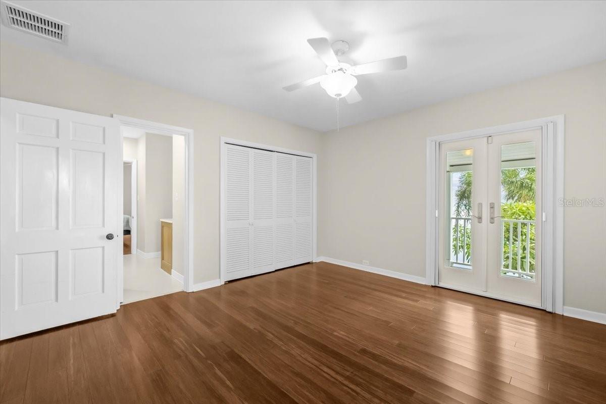 Image 54 of 93 For 6620 Colony Drive S