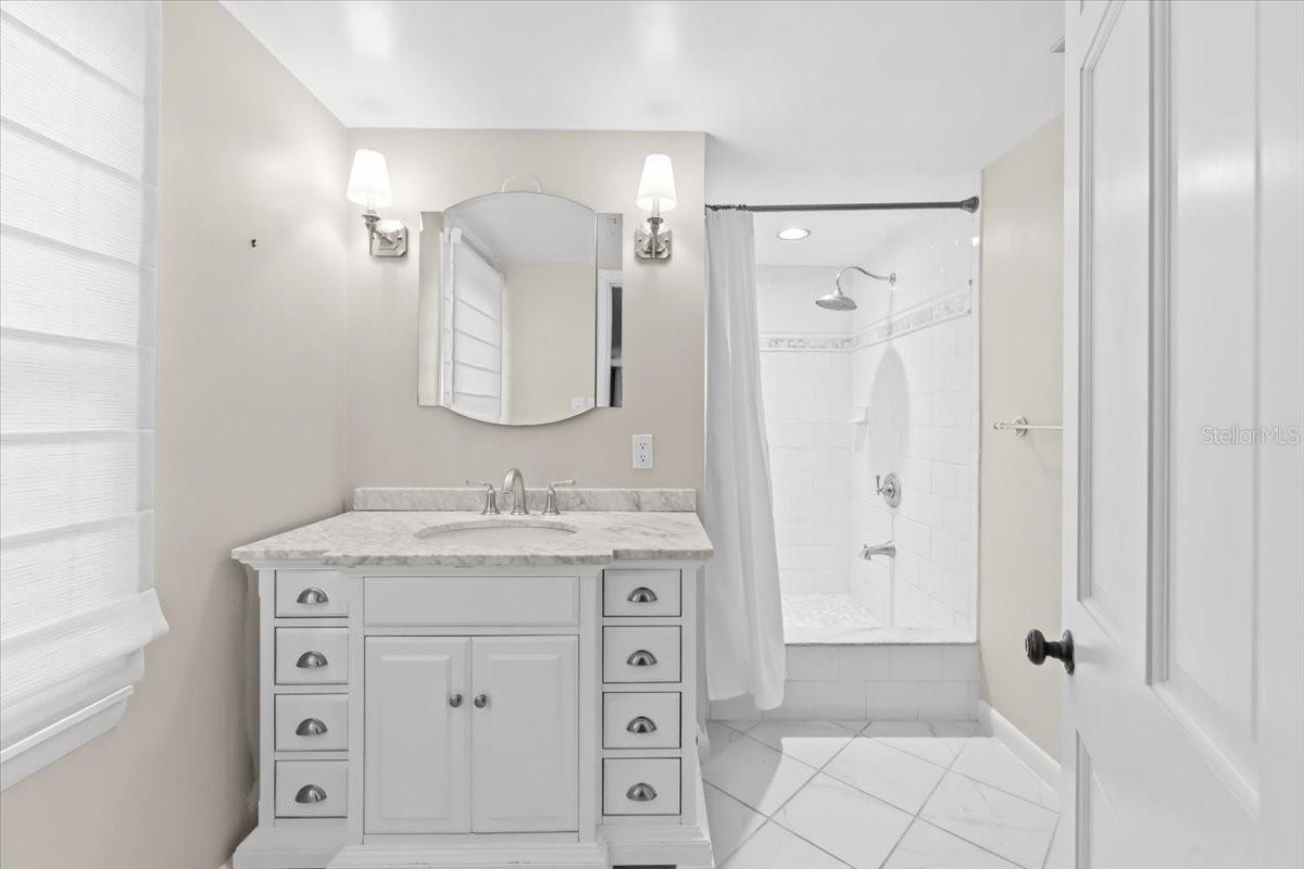 Image 62 of 93 For 6620 Colony Drive S