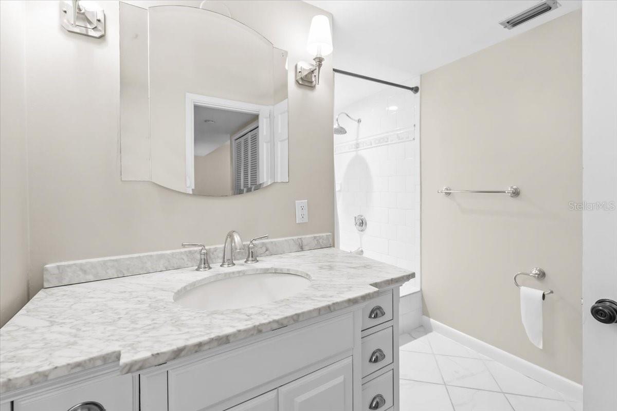 Image 63 of 93 For 6620 Colony Drive S