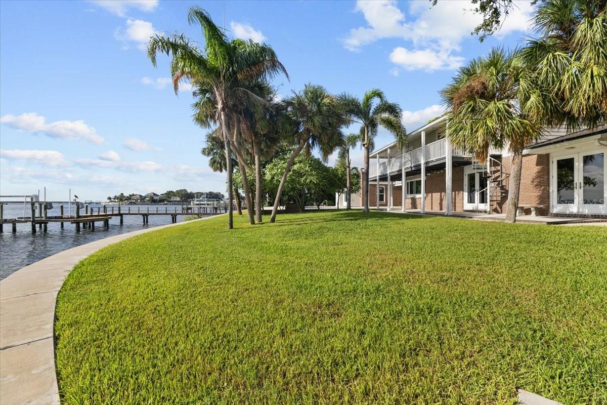 Image 9 of 93 For 6620 Colony Drive S