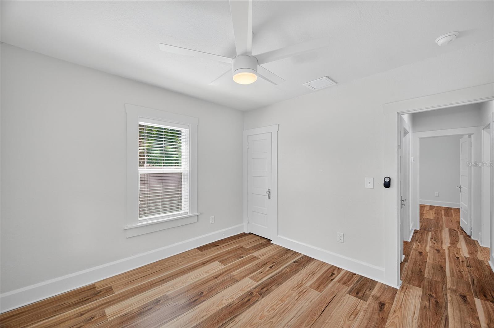 Image 16 of 51 For 1767 Scranton Street S