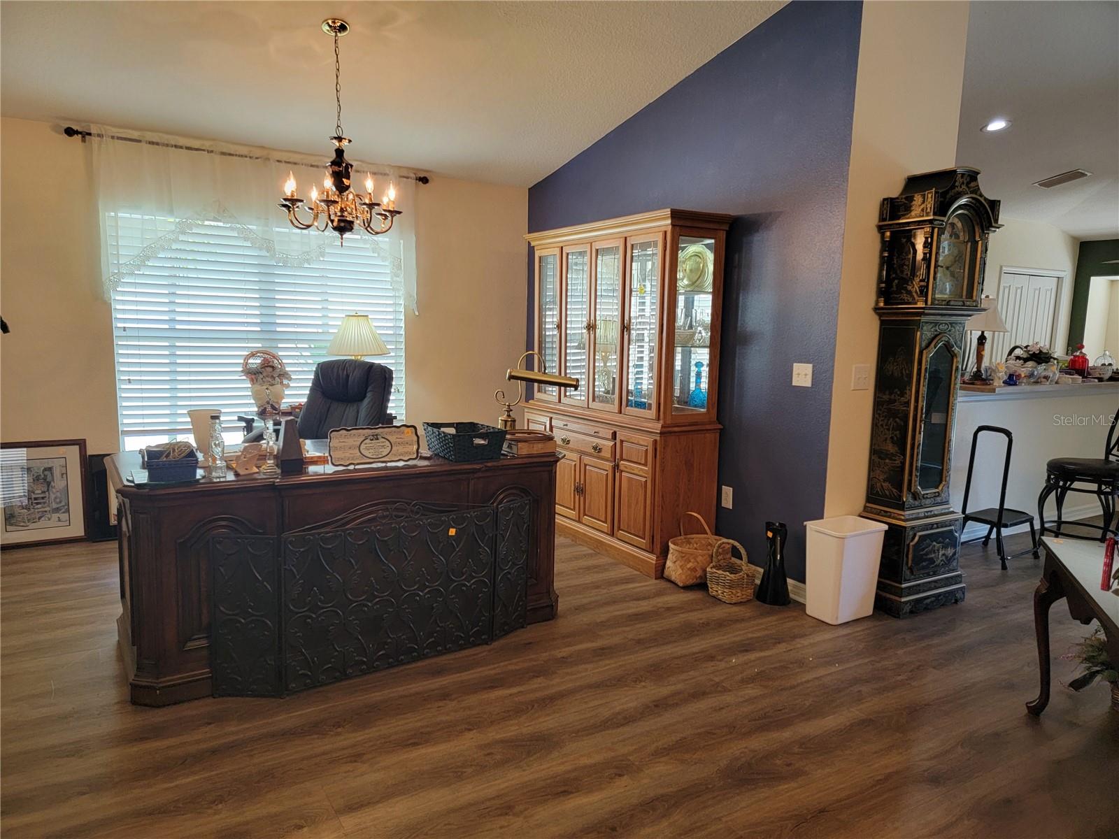 Image 9 of 14 For 7540 Kinnow Court