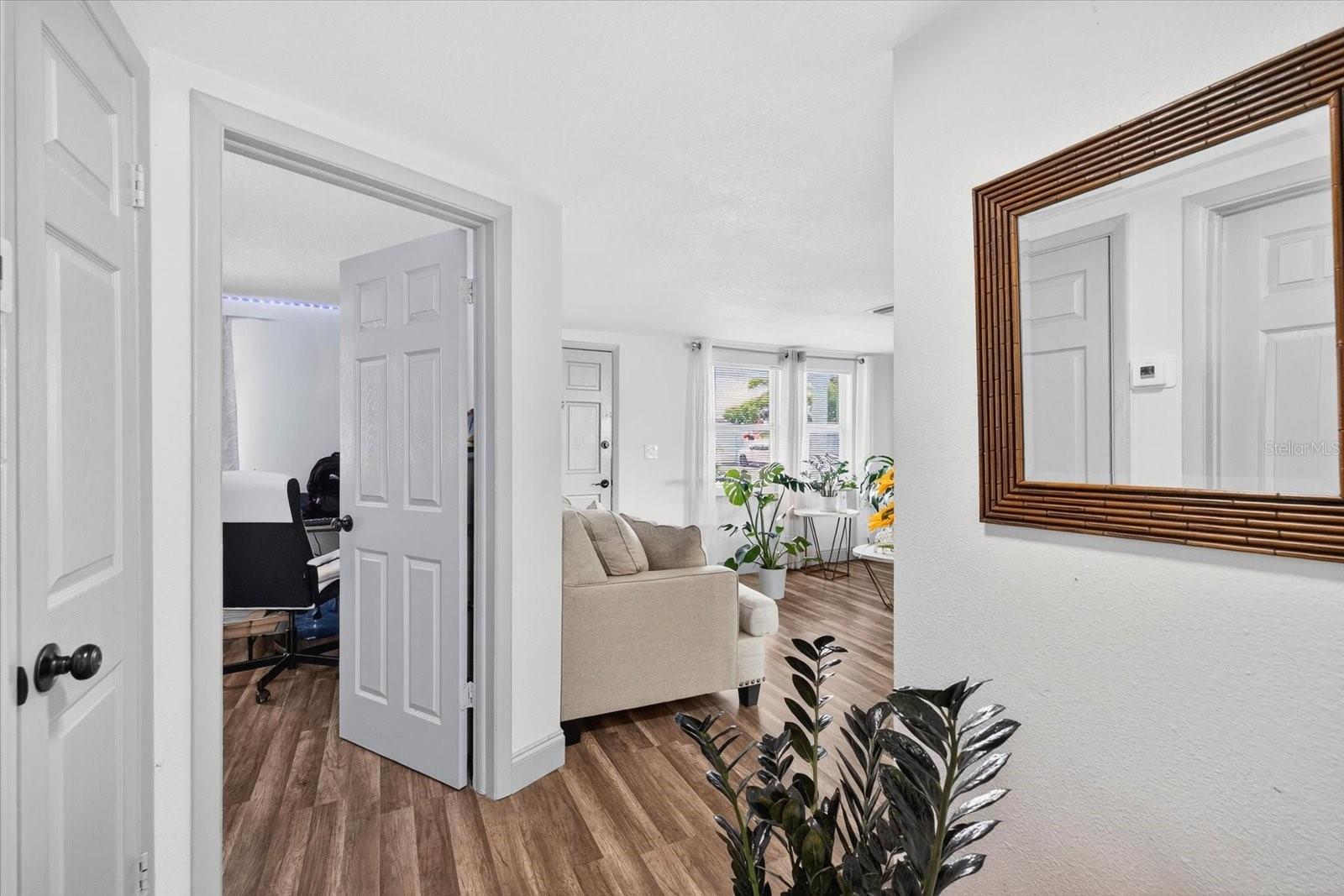 Image 20 of 40 For 7811 Fox Hollow Drive