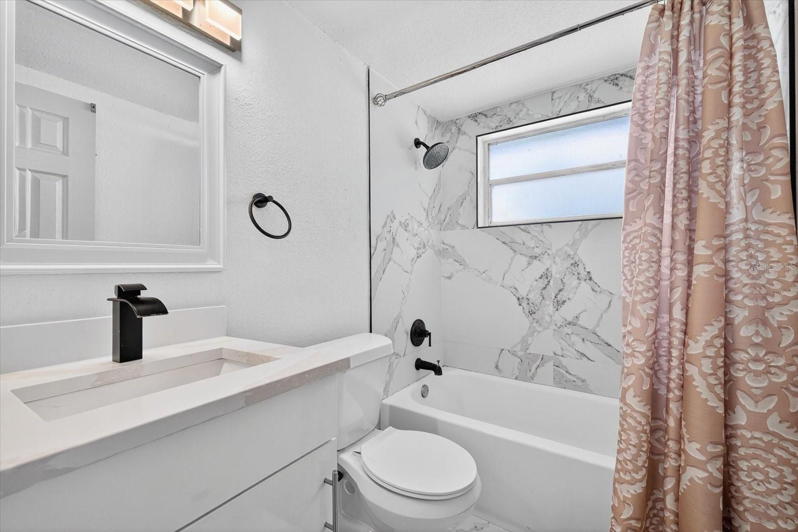 Image 23 of 40 For 7811 Fox Hollow Drive