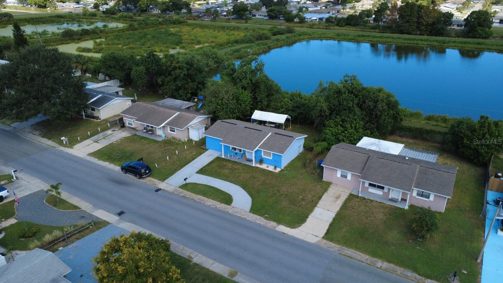 Image 28 of 40 For 7811 Fox Hollow Drive