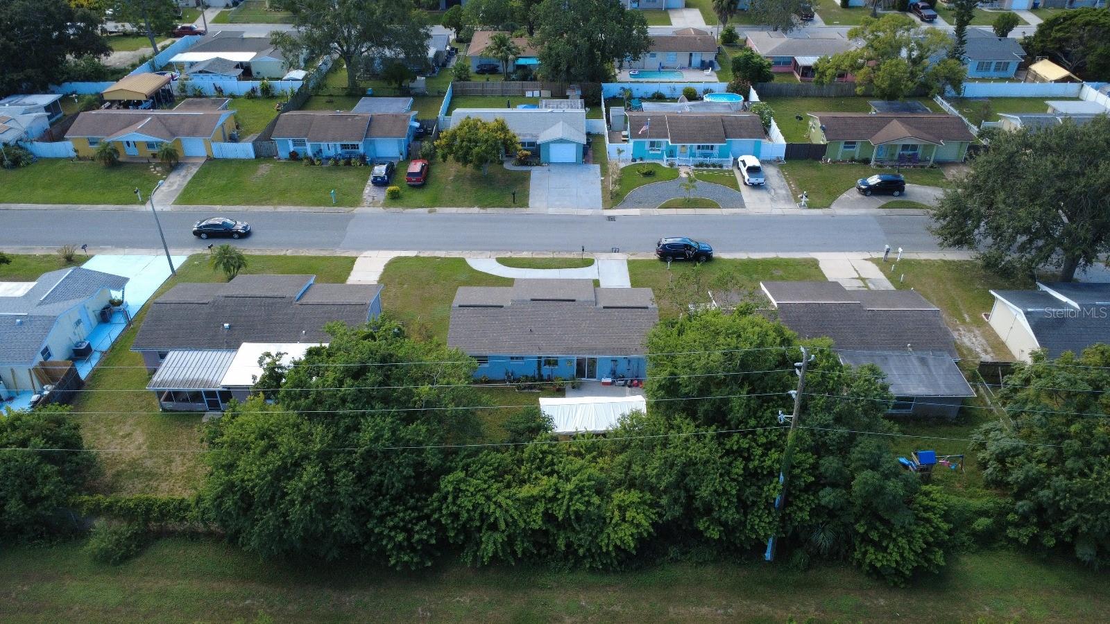 Image 31 of 40 For 7811 Fox Hollow Drive