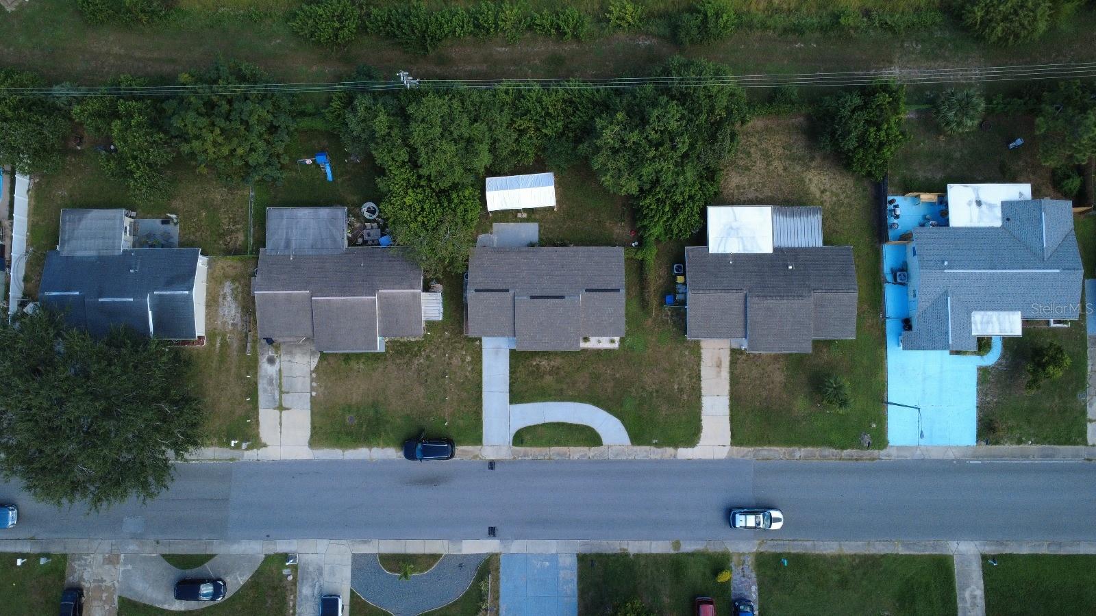 Image 33 of 40 For 7811 Fox Hollow Drive