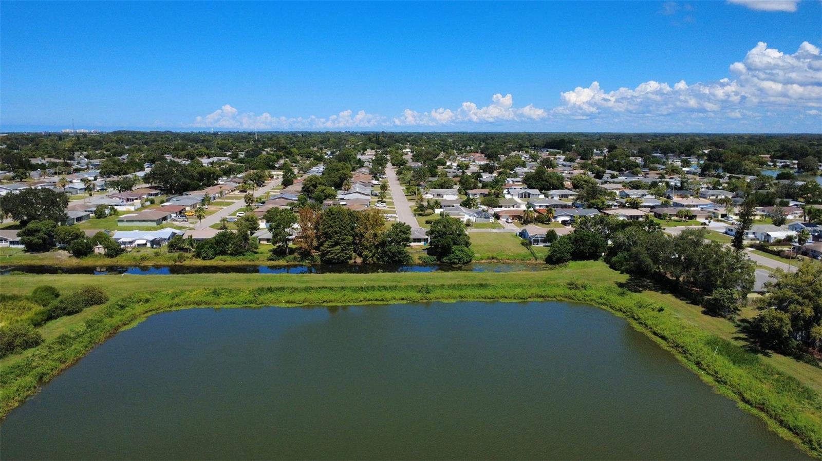 Image 37 of 40 For 7811 Fox Hollow Drive