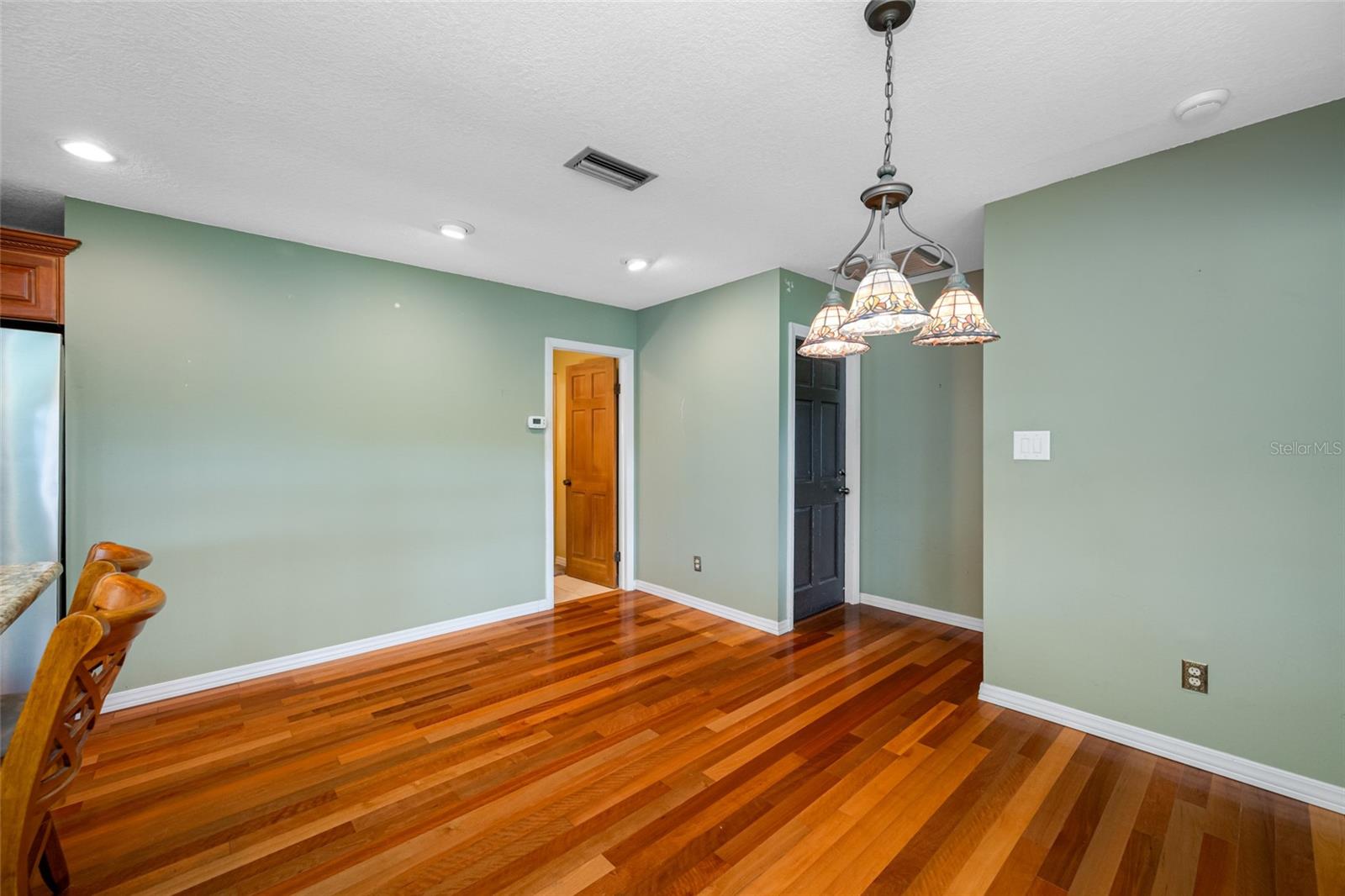 Image 35 of 86 For 501 2nd Avenue Se