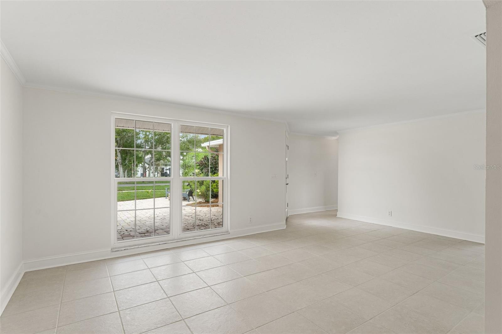 Image 11 of 56 For 505 Oakwood Boulevard