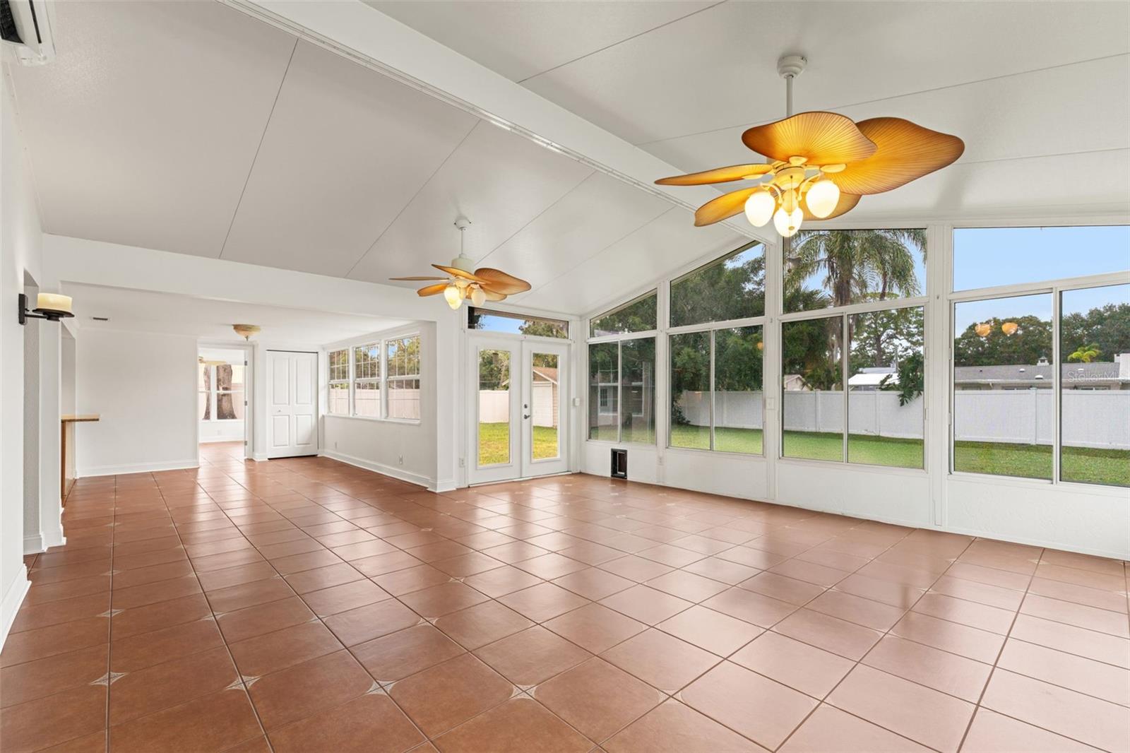 Image 30 of 56 For 505 Oakwood Boulevard