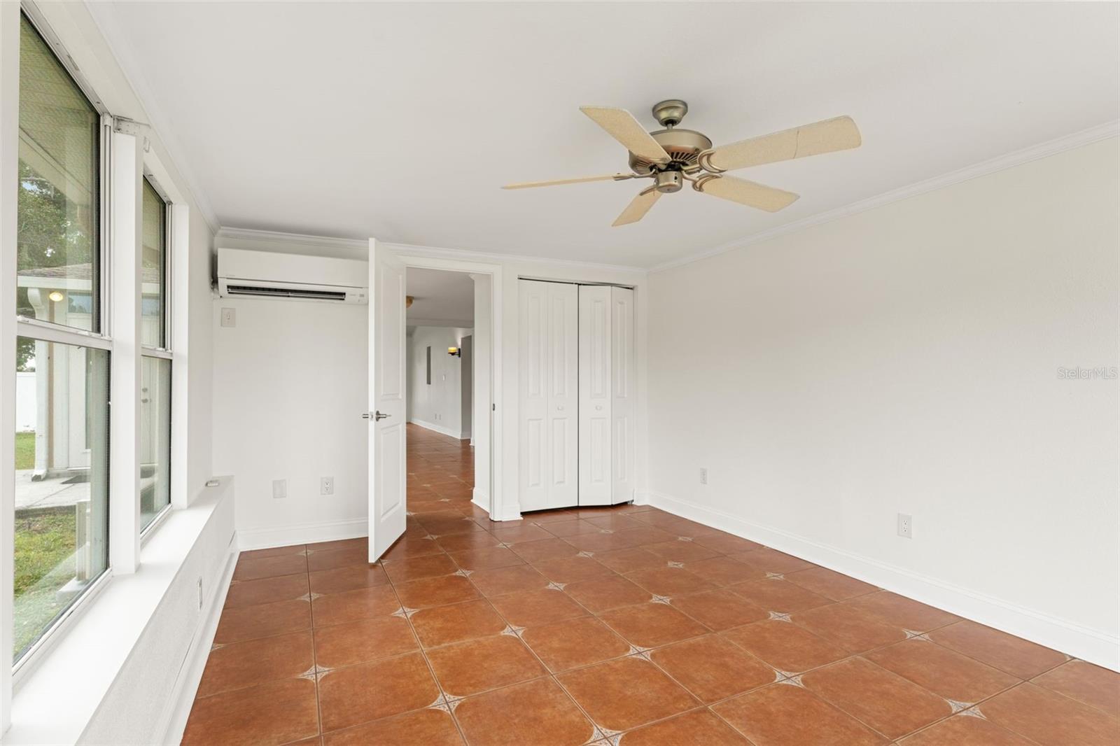 Image 33 of 56 For 505 Oakwood Boulevard