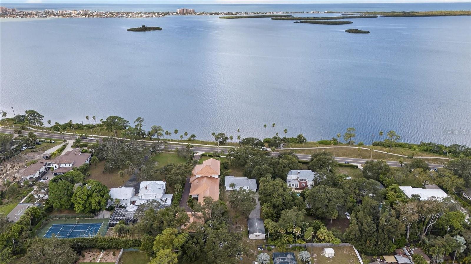 Details for 215 Edgewater Drive, DUNEDIN, FL 34698