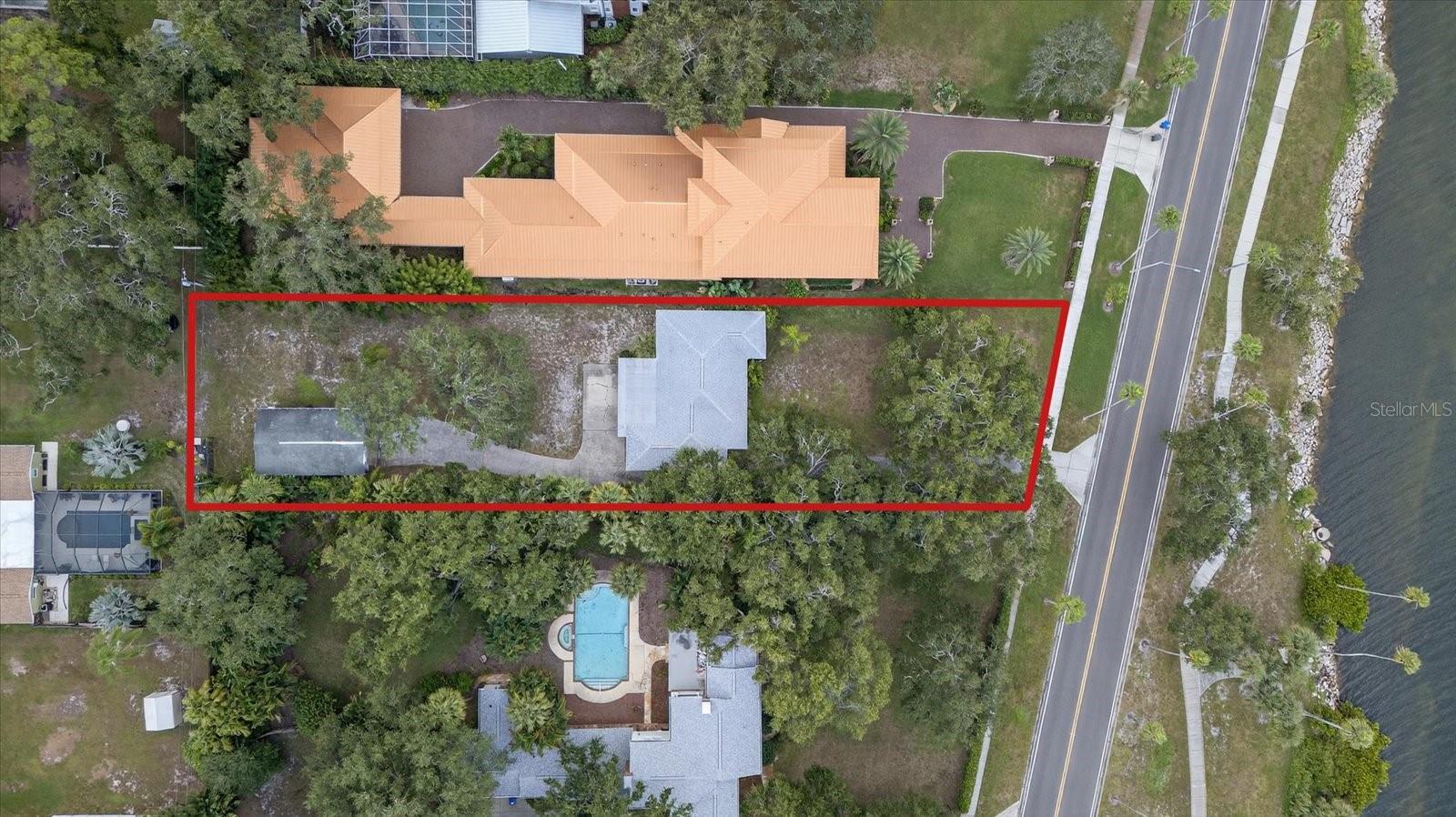 Image 2 of 38 For 215 Edgewater Drive