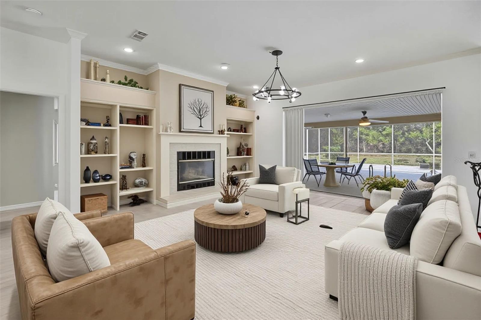 Listing photo id 11 for 3275 Daffodil Drive