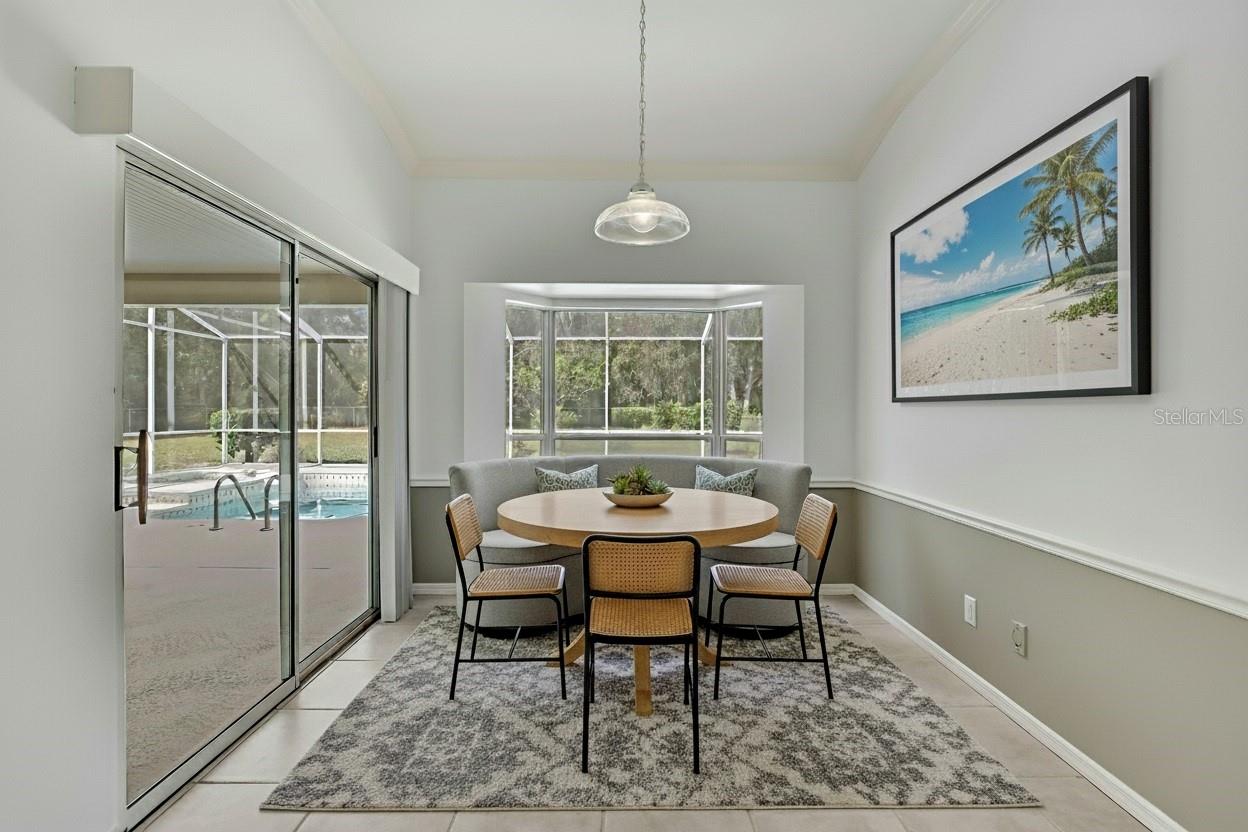 Listing photo id 23 for 3275 Daffodil Drive