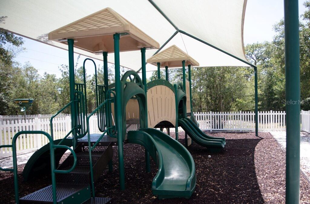 Listing photo id 63 for 3275 Daffodil Drive