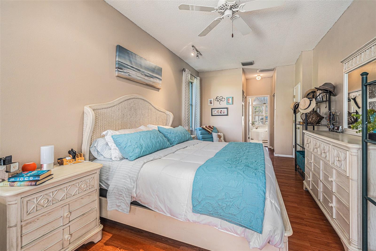 Listing photo id 15 for 2009 Natrona Court