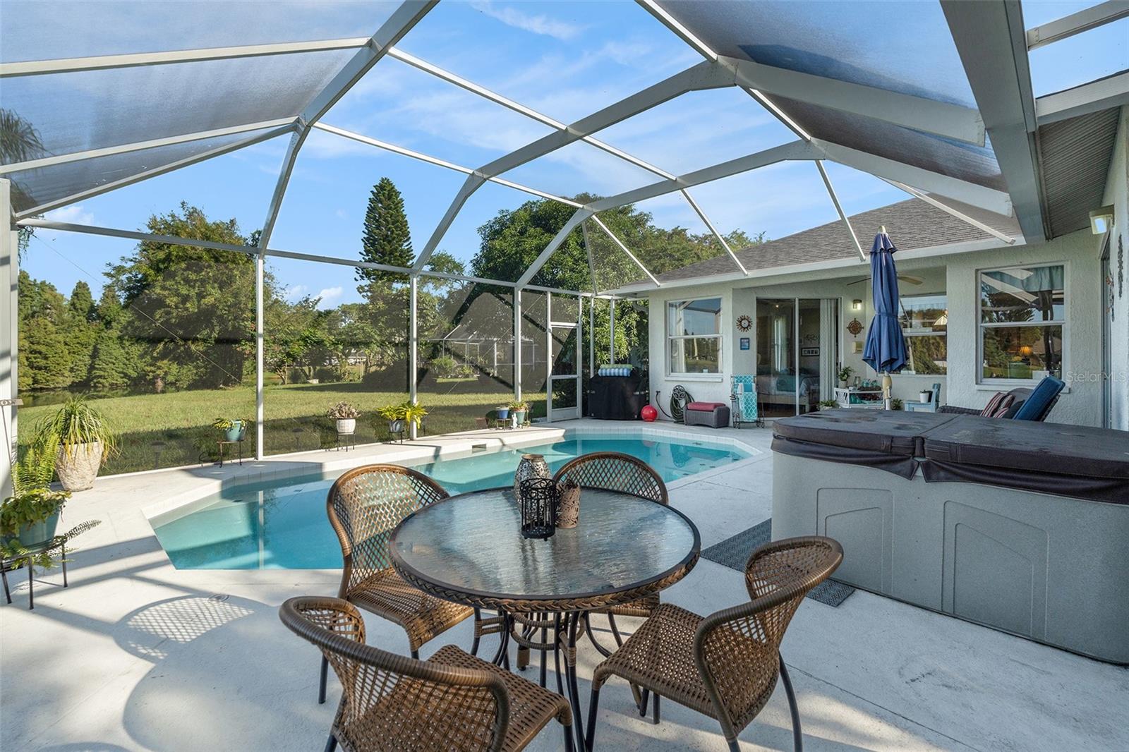 Listing photo id 25 for 2009 Natrona Court