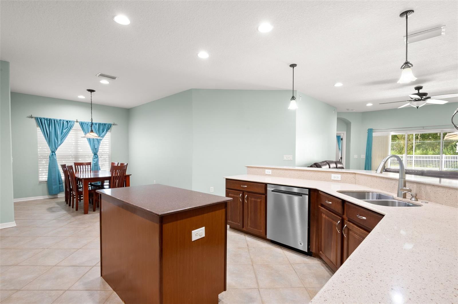 Image 13 of 65 For 1209 Emerald Hill Way