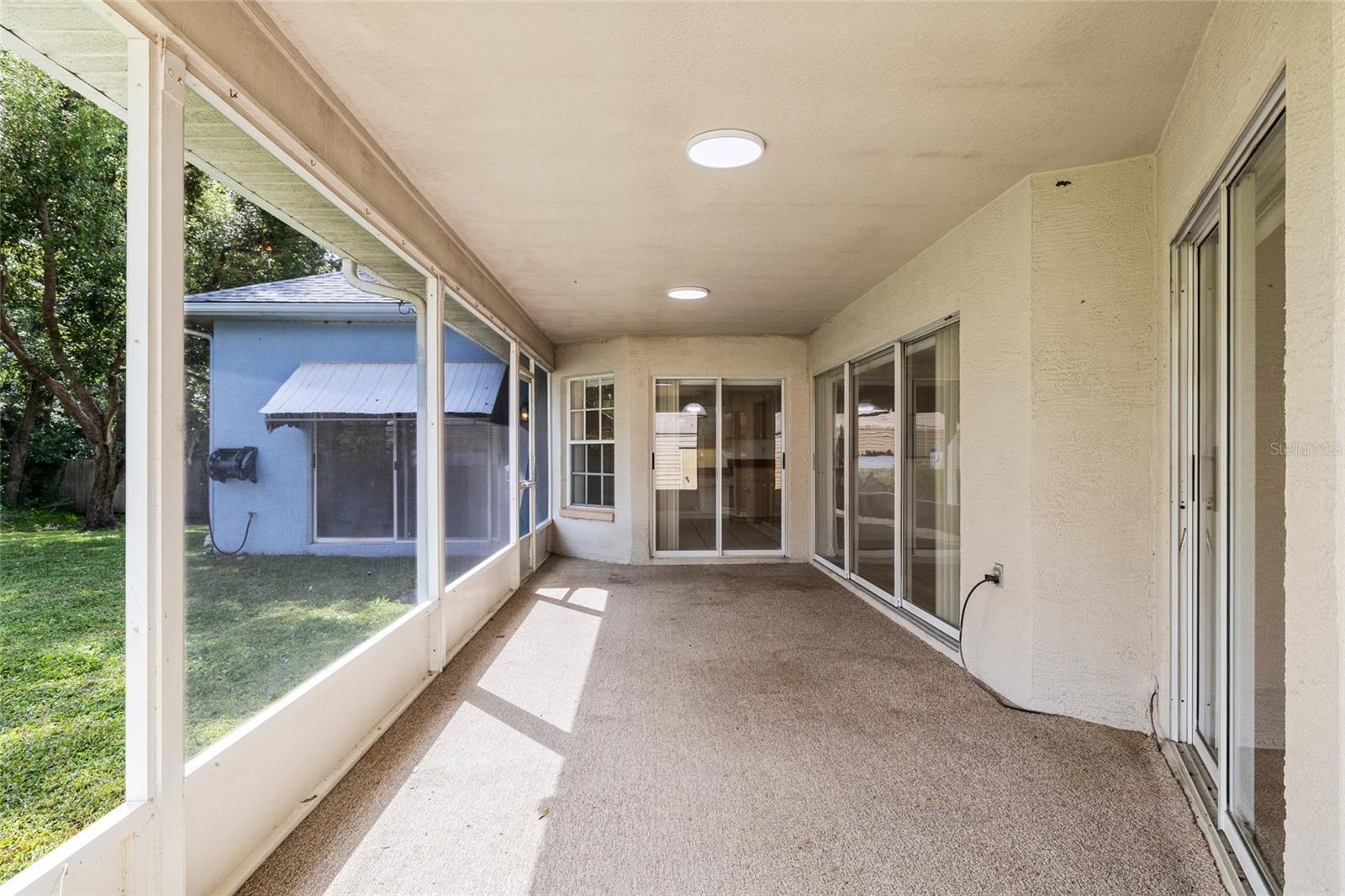 Listing photo id 27 for 22946 Brownwood Court
