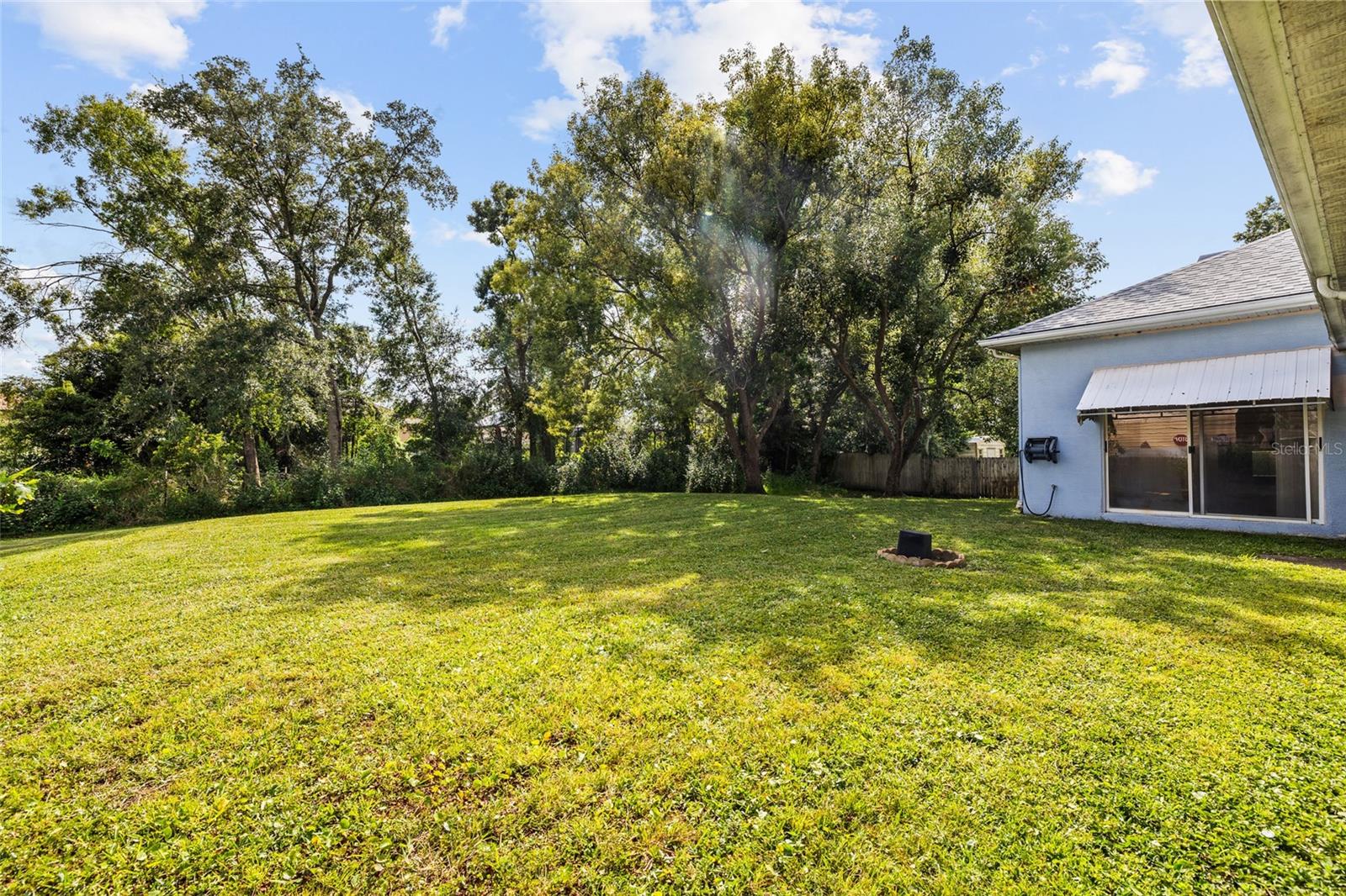 Listing photo id 28 for 22946 Brownwood Court