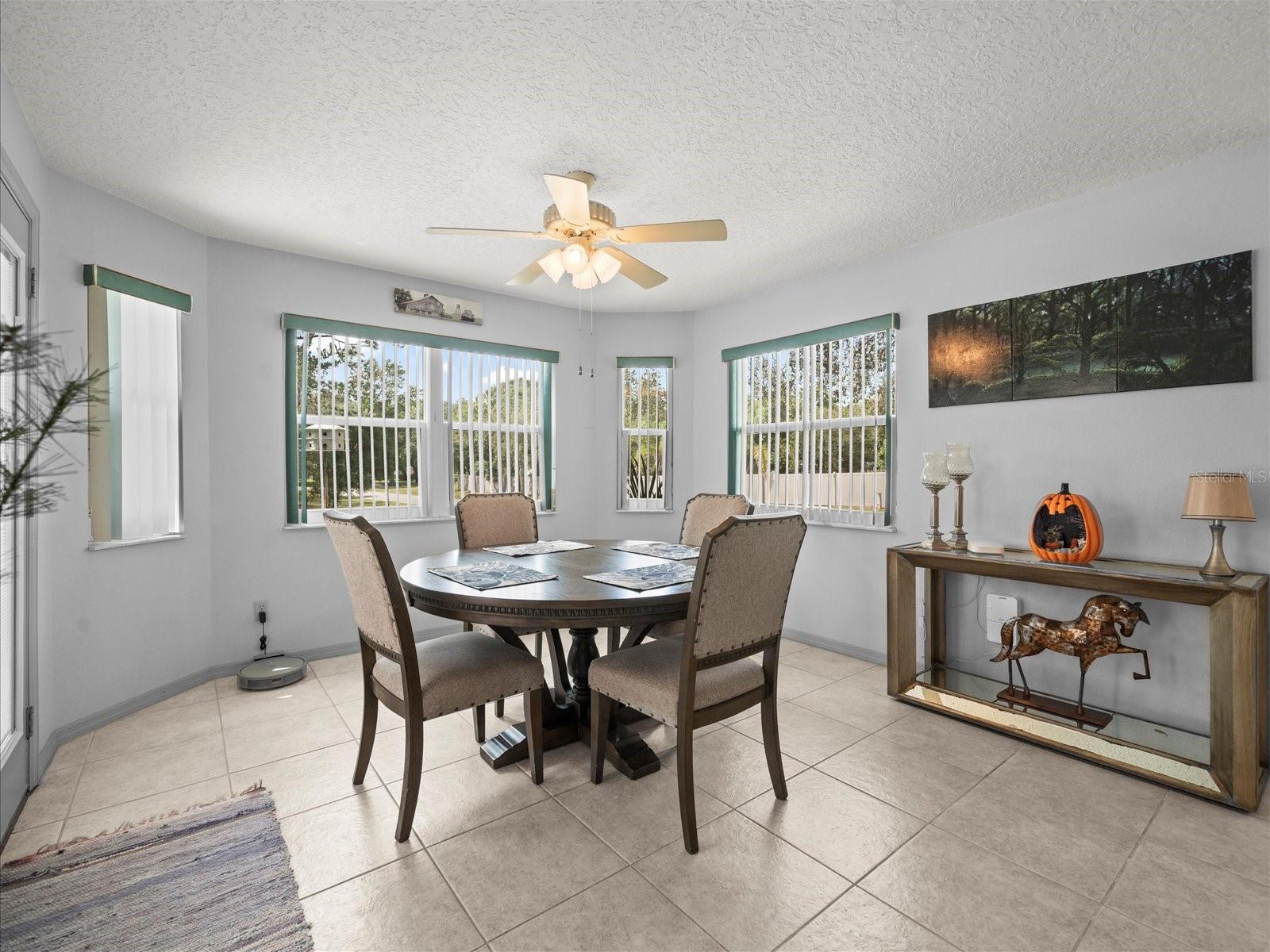 Image 17 of 43 For 2097 Whitewood Avenue