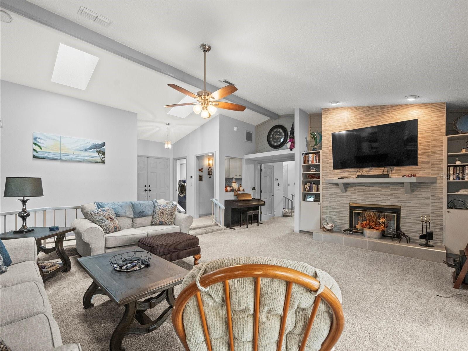 Image 22 of 43 For 2097 Whitewood Avenue