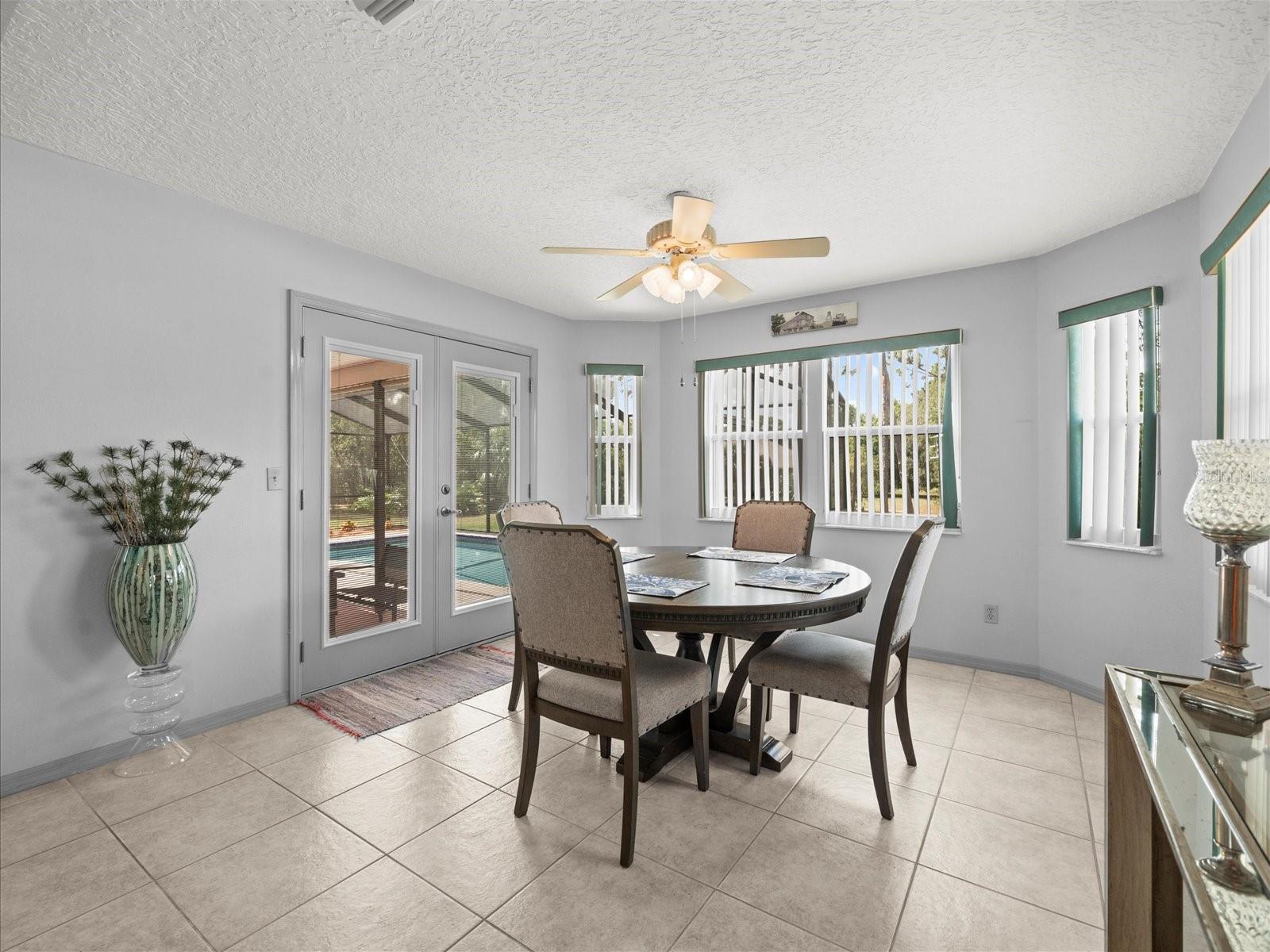 Image 24 of 43 For 2097 Whitewood Avenue