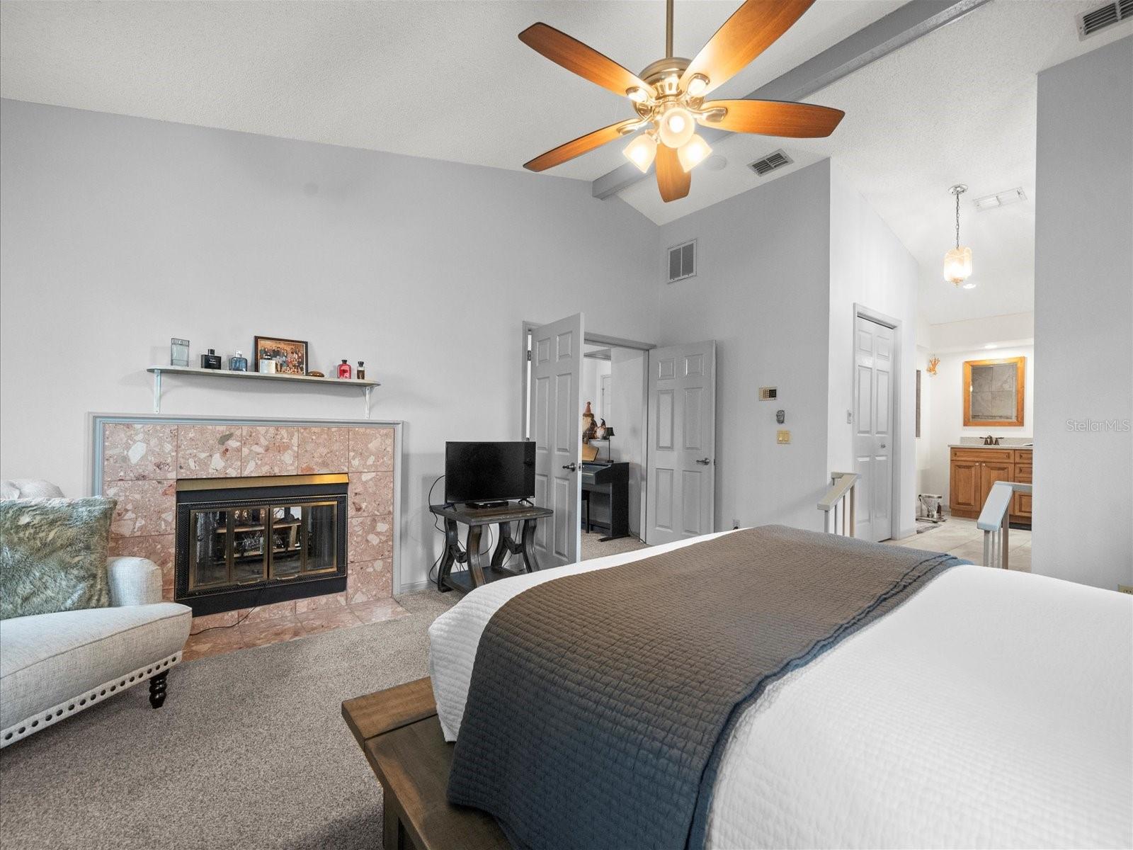 Image 26 of 43 For 2097 Whitewood Avenue