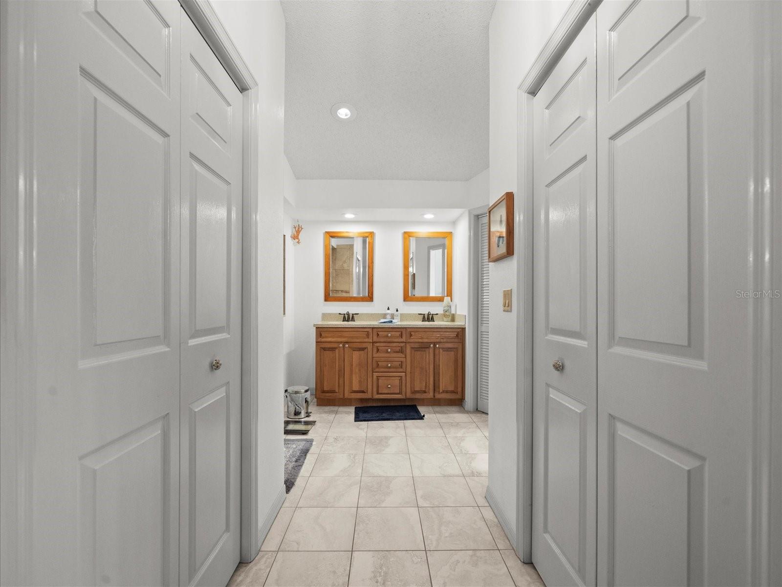 Image 29 of 43 For 2097 Whitewood Avenue