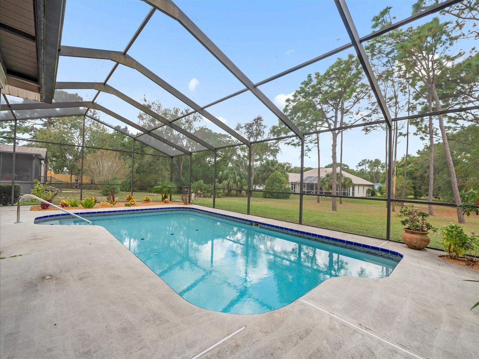 Image 40 of 43 For 2097 Whitewood Avenue