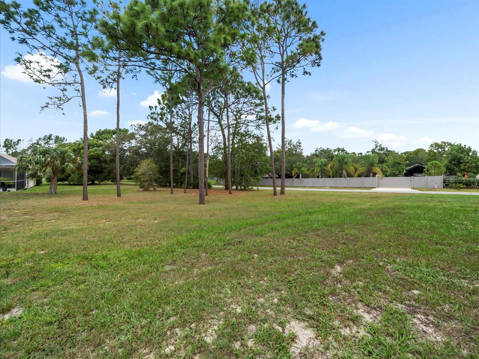 Image 41 of 43 For 2097 Whitewood Avenue