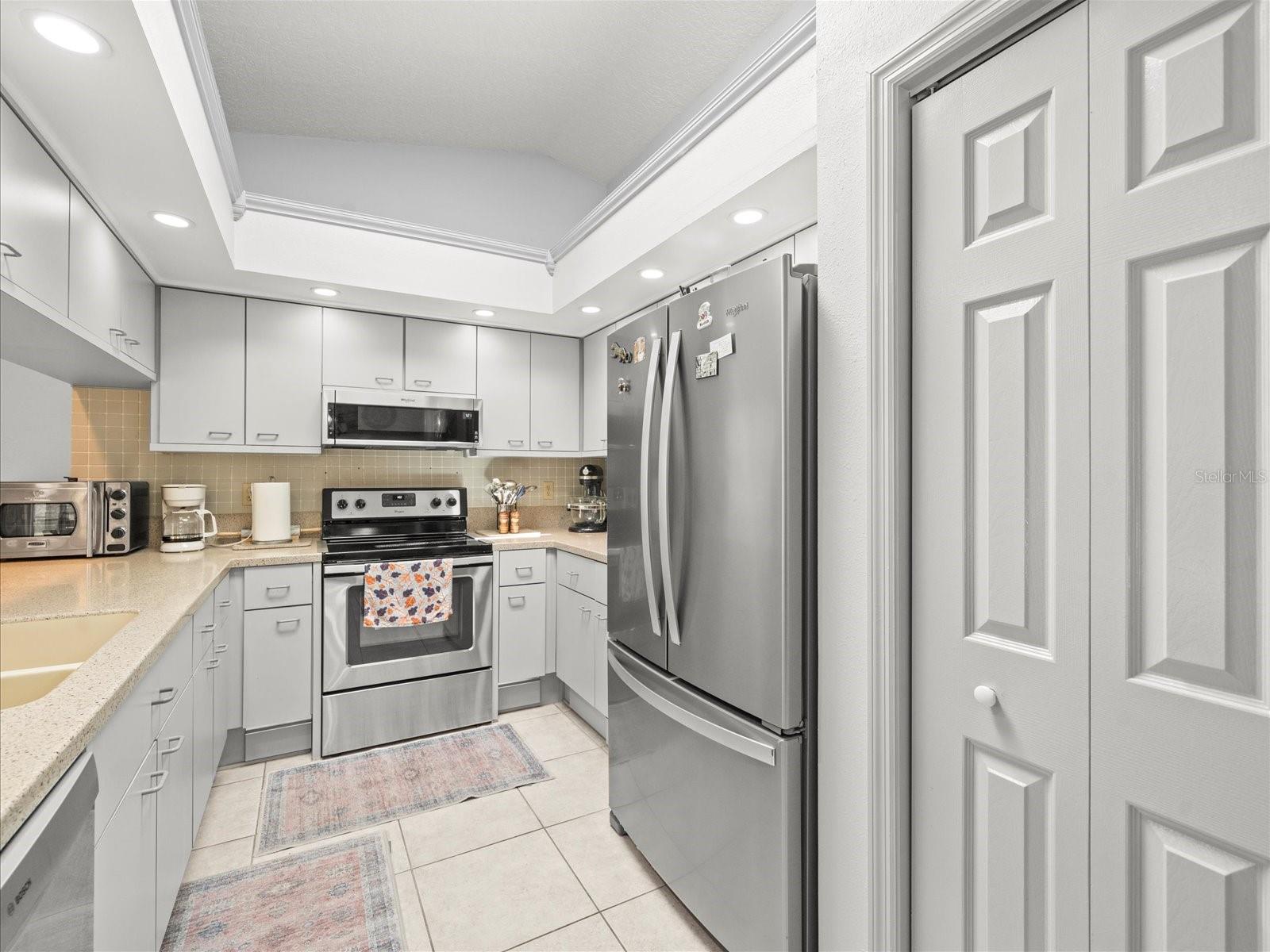 Image 7 of 43 For 2097 Whitewood Avenue