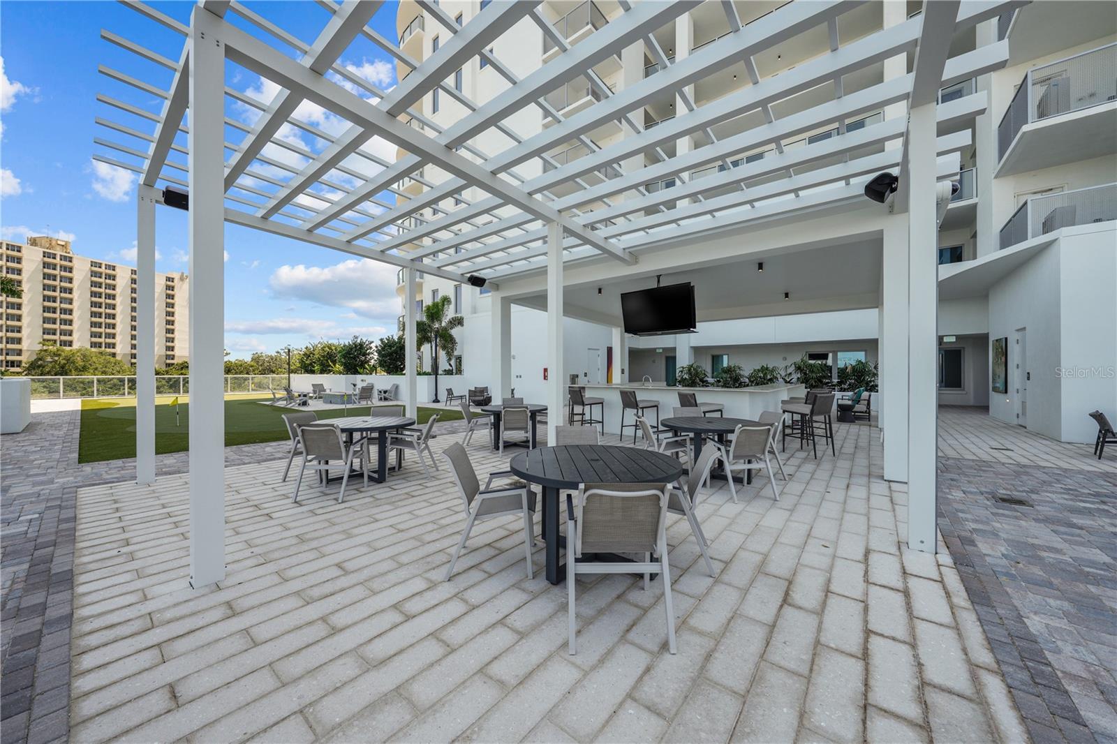 Image 38 of 61 For 2910 Barcelona Street 2103