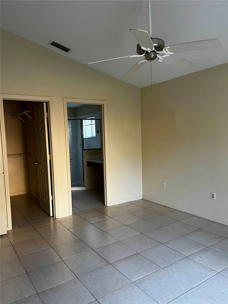 Image 10 of 10 For 12910 Lake Vista Drive