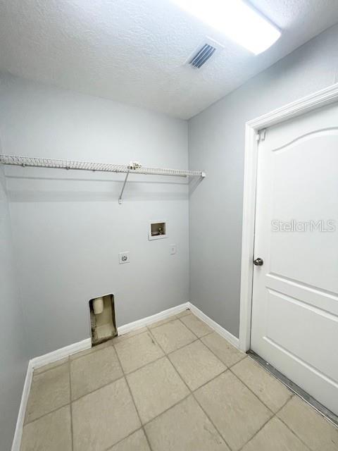 Image 17 of 18 For 12910 Lake Vista Drive