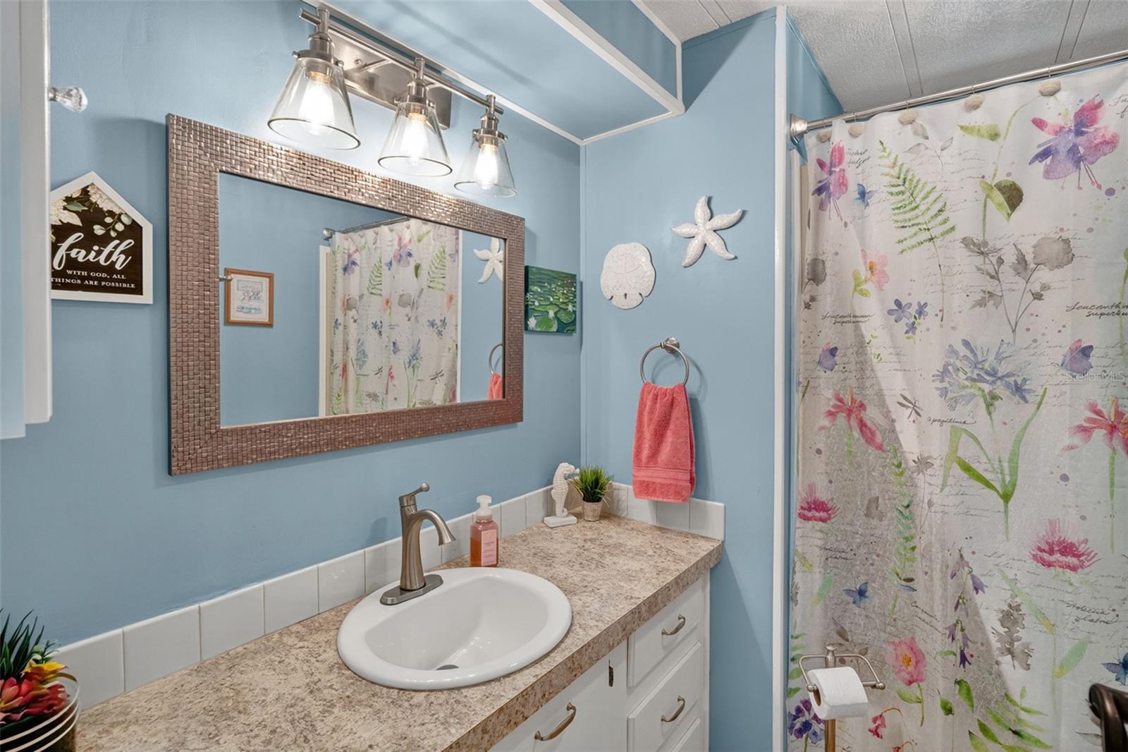 Image 23 of 79 For 809 Villa Del Sol Drive