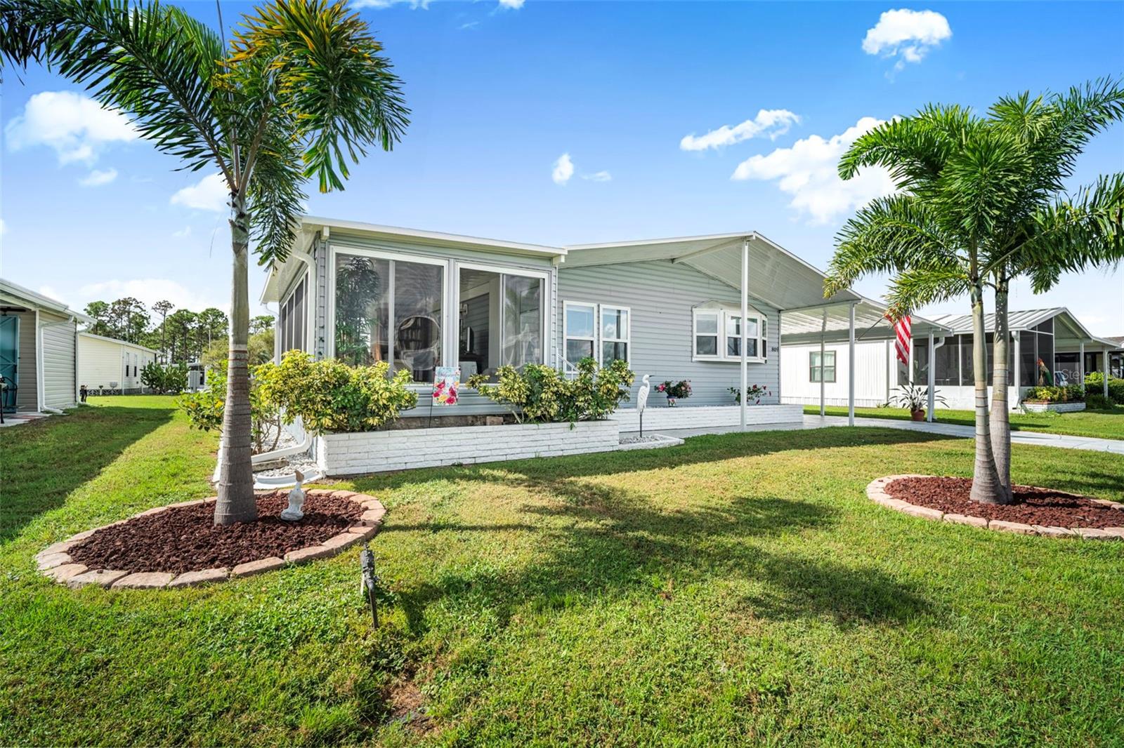 Image 3 of 79 For 809 Villa Del Sol Drive