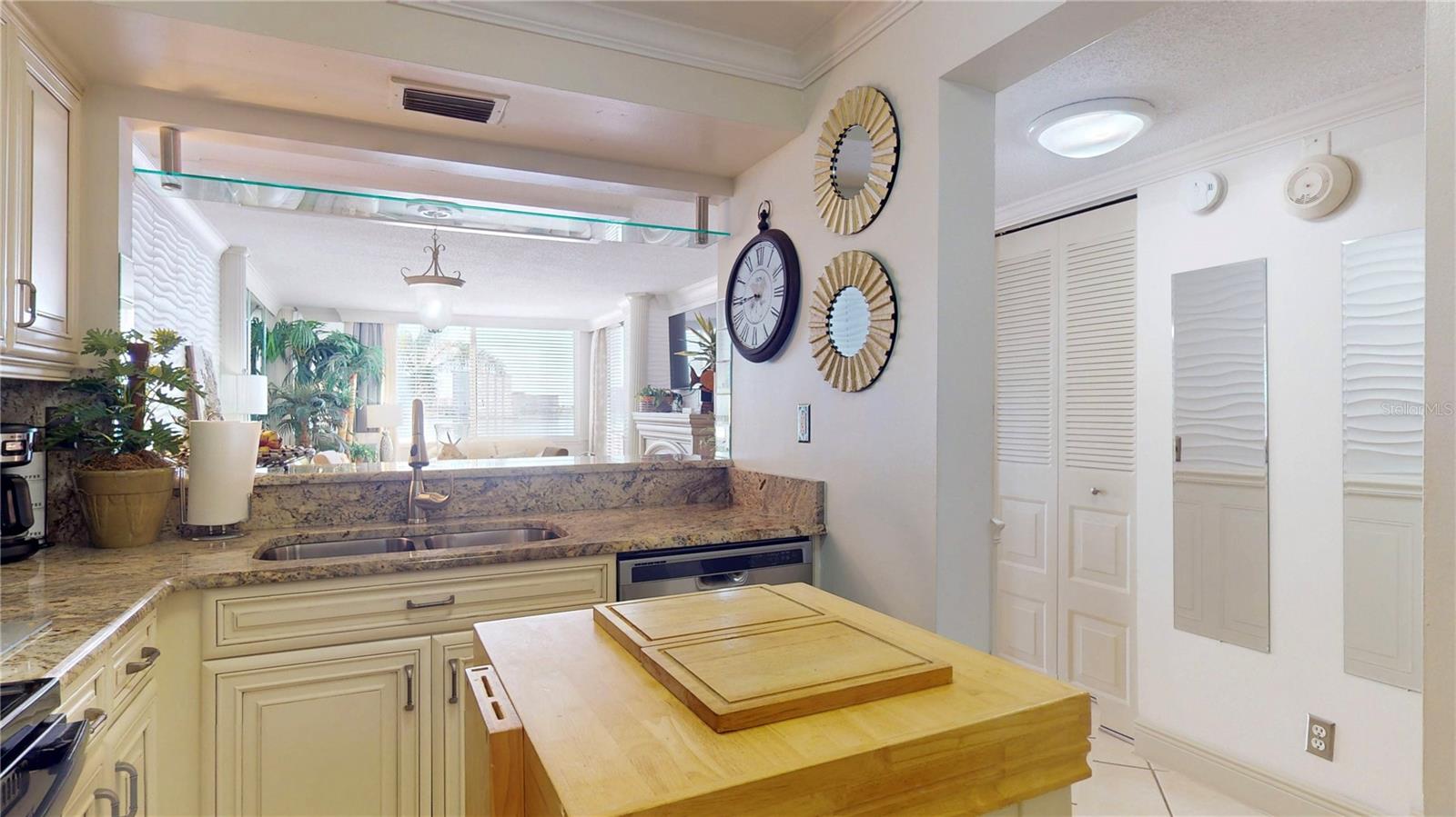 Image 14 of 47 For 6218 Palma Del Mar Boulevard S 307