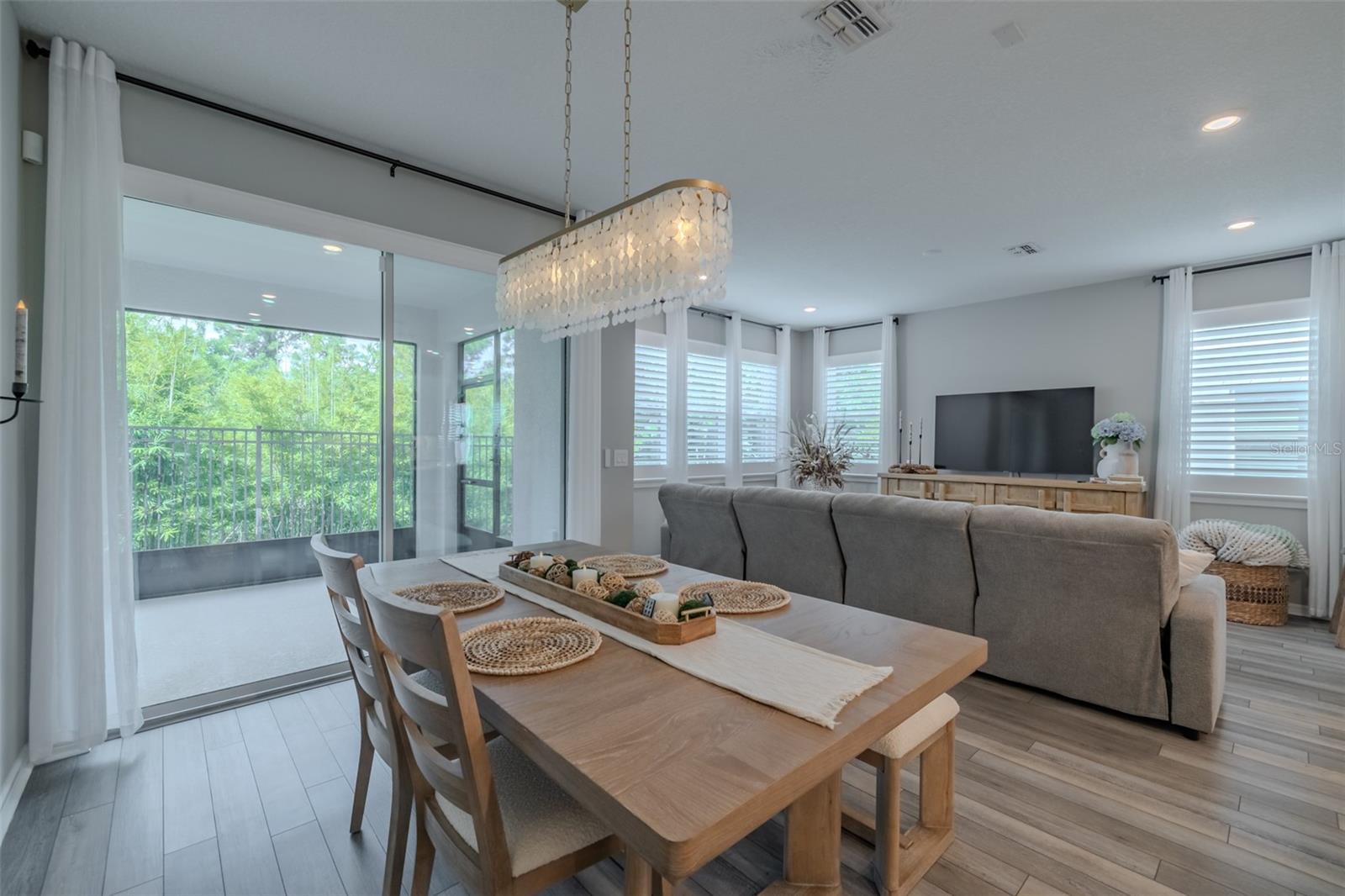 Image 4 of 45 For 11282 Beach Walk Way Ne