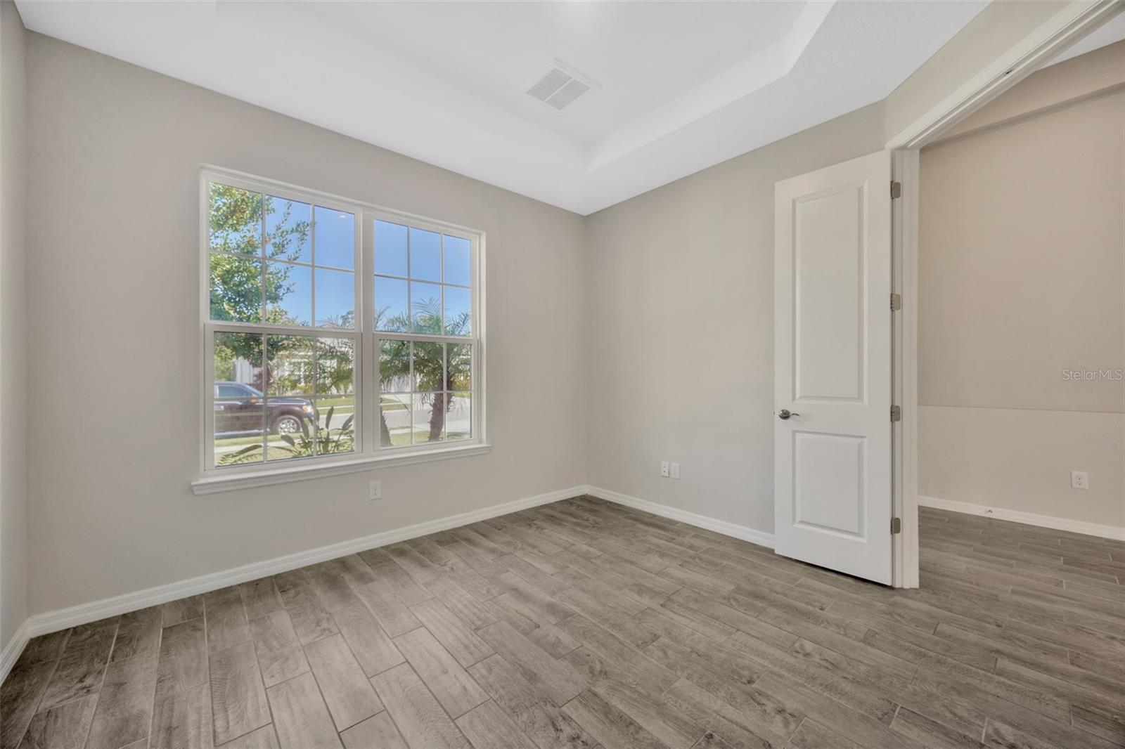 Image 13 of 77 For 29774 Chapel Chase Drive