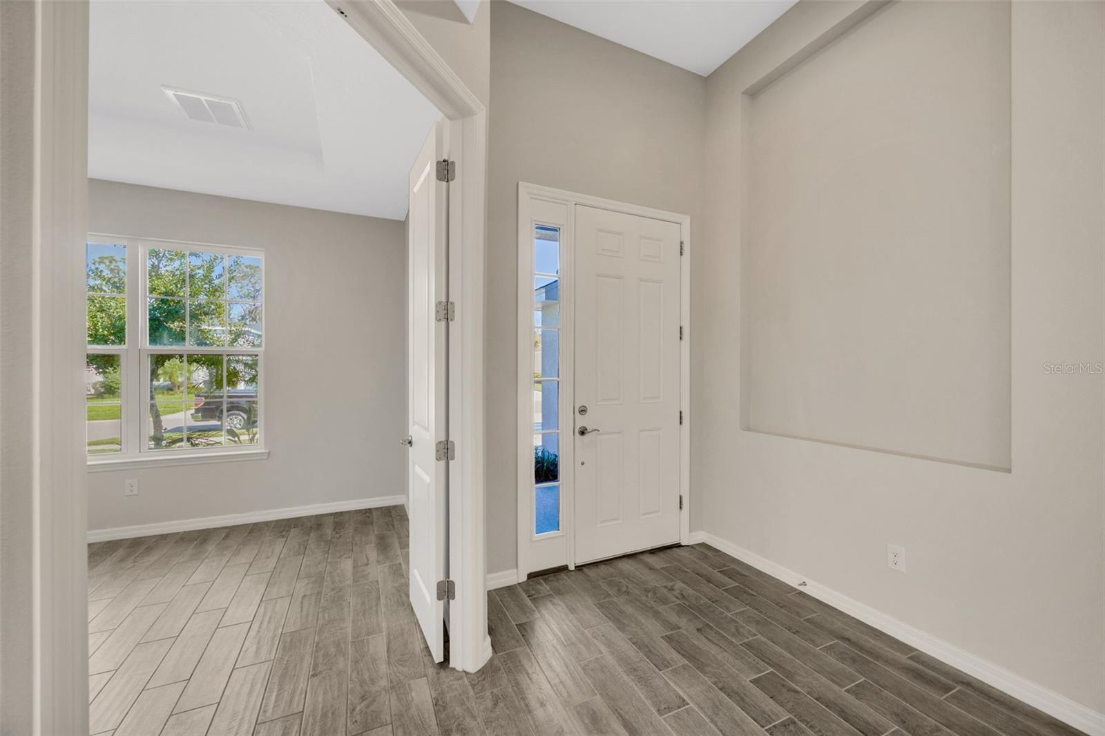 Image 17 of 77 For 29774 Chapel Chase Drive