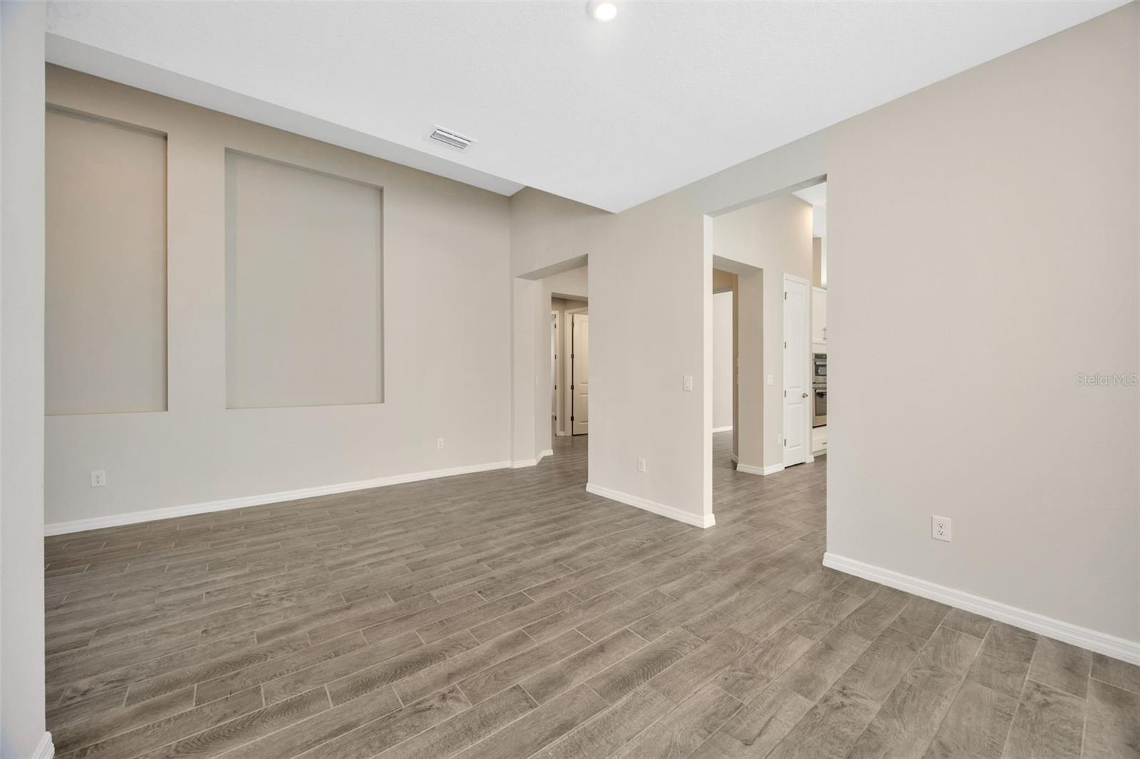 Image 23 of 77 For 29774 Chapel Chase Drive