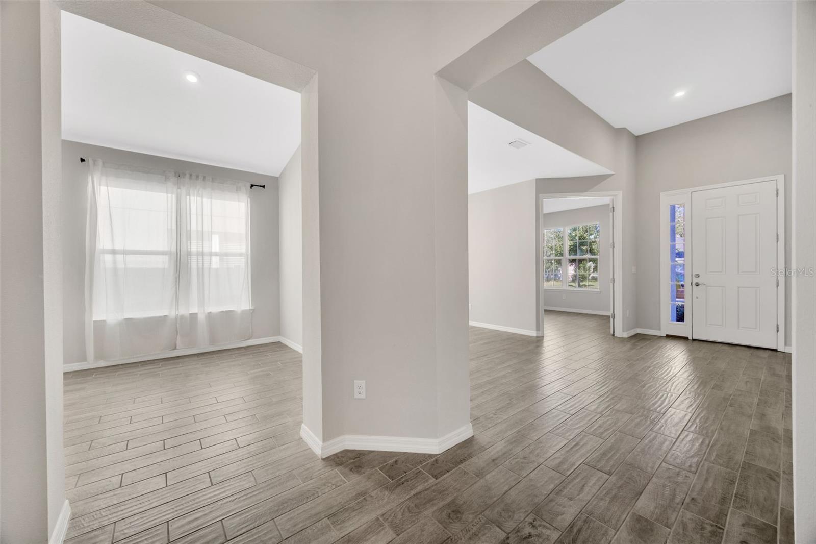 Image 27 of 77 For 29774 Chapel Chase Drive