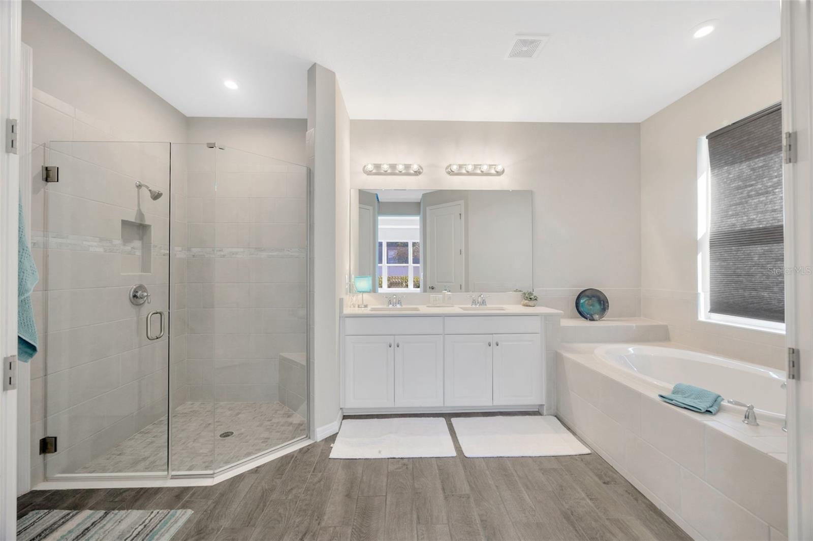 Image 40 of 77 For 29774 Chapel Chase Drive